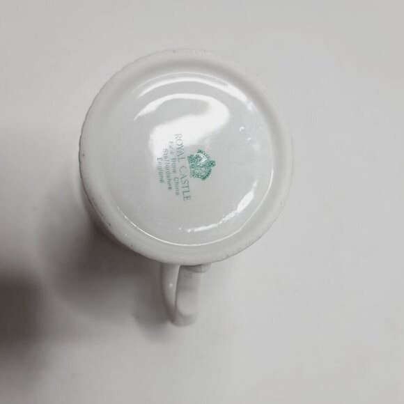 Vintage Royal Castle Fine Bone China England Pink Floral Bouquet Teacup - Picture 8 of 10